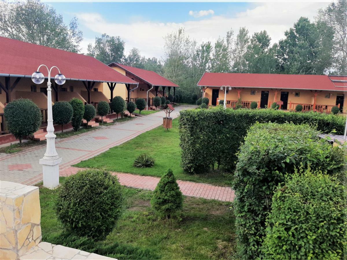 Ligetalja Termal Hotel Peneszlek Exterior photo
